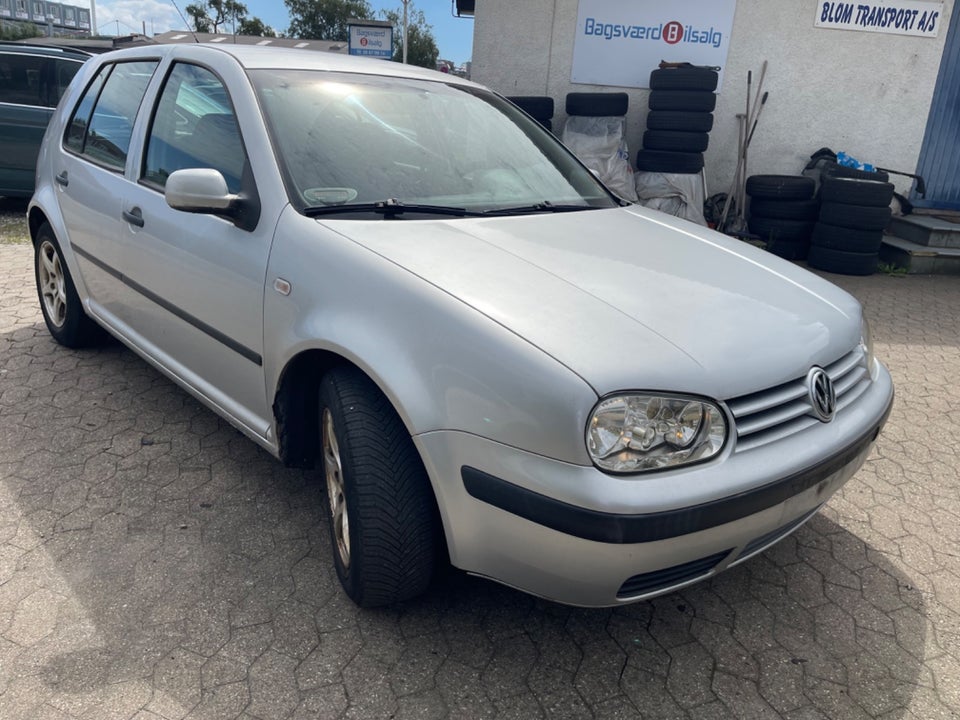 VW Golf IV 1,6 Comfortline aut. 5d