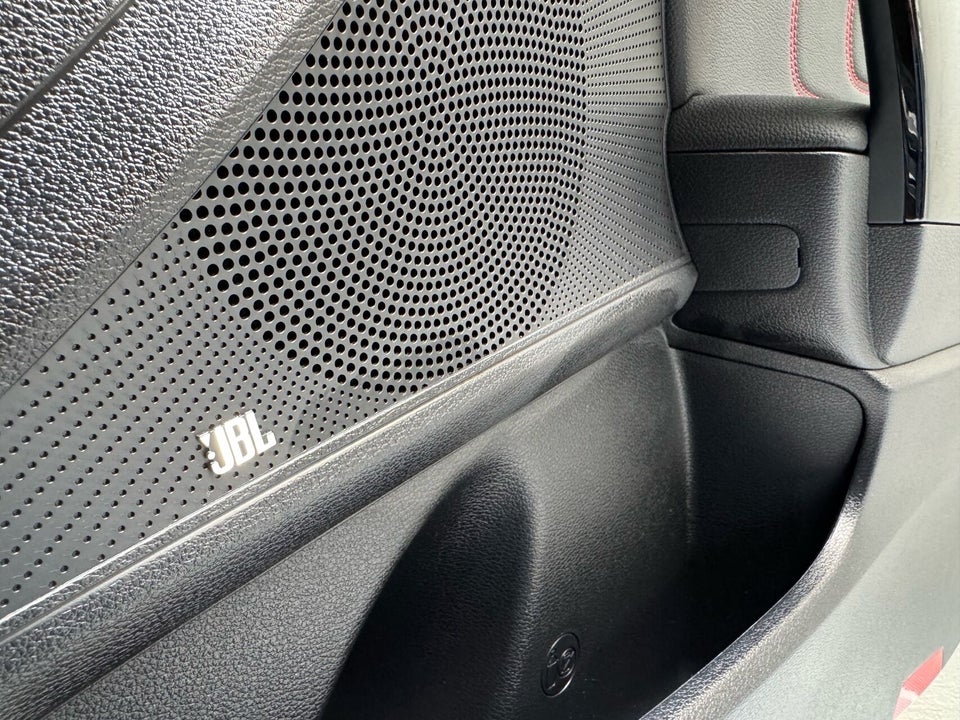 Kia ProCeed 1,6 T-GDi GT DCT 5d