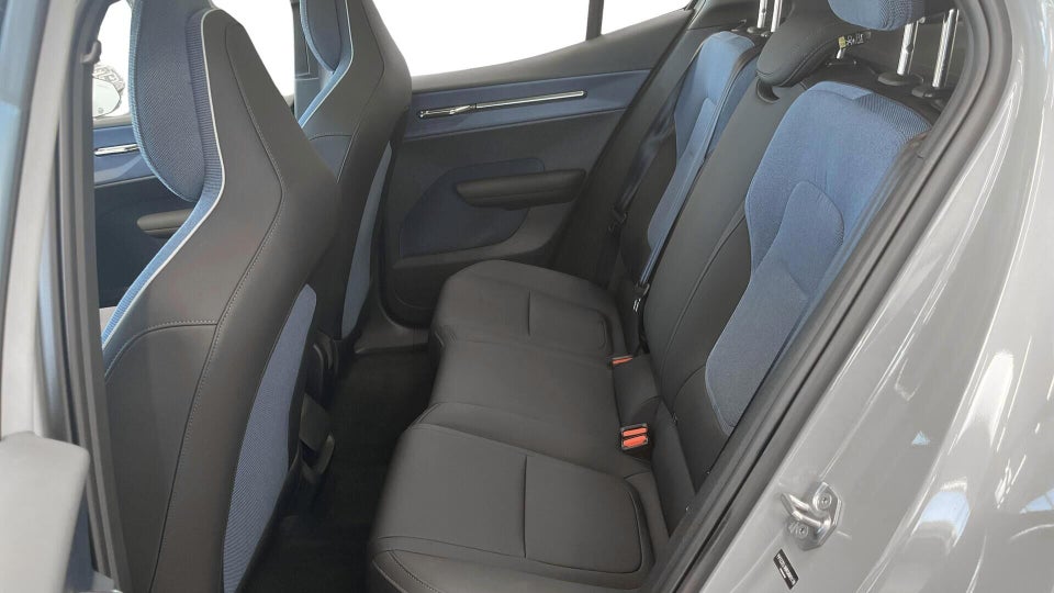 Volvo EX30 Extended Range Ultra 5d