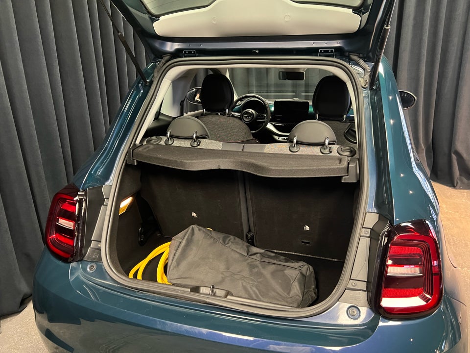 Fiat 500e 42 Icon 3d