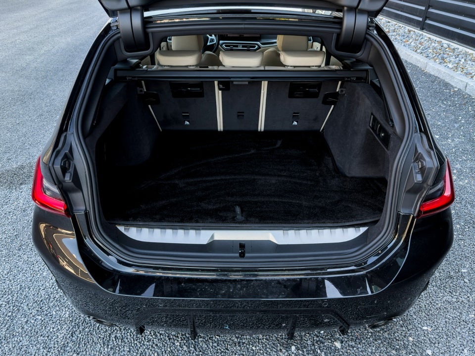 BMW 330e 2,0 Touring M-Sport aut. 5d