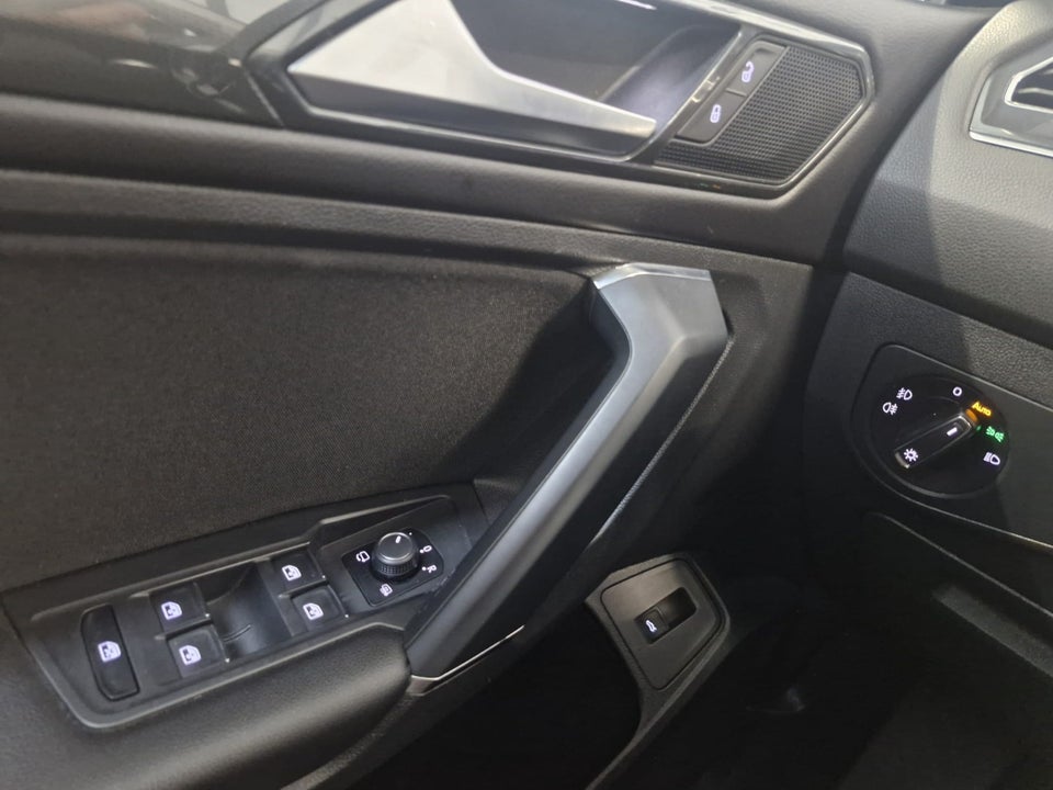 VW Tiguan Allspace 2,0 TSi 220 Highline DSG 4Motion 7prs 5d