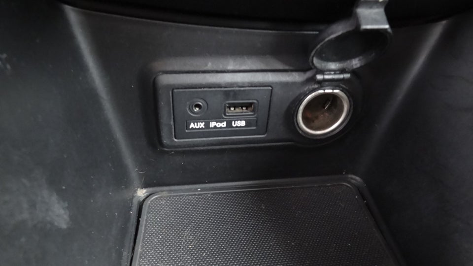Kia Venga 1,4 CVVT Attraction 5d