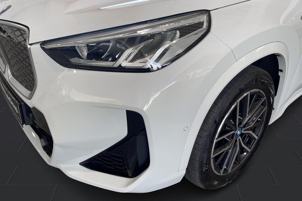 BMW iX1 eDrive20 M-Sport 5d