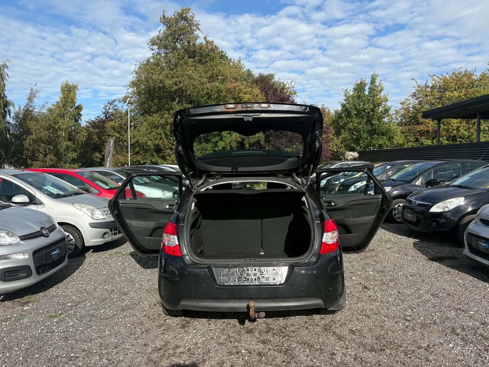 Citroën C4 1,6 HDi 92 Comfort 5d