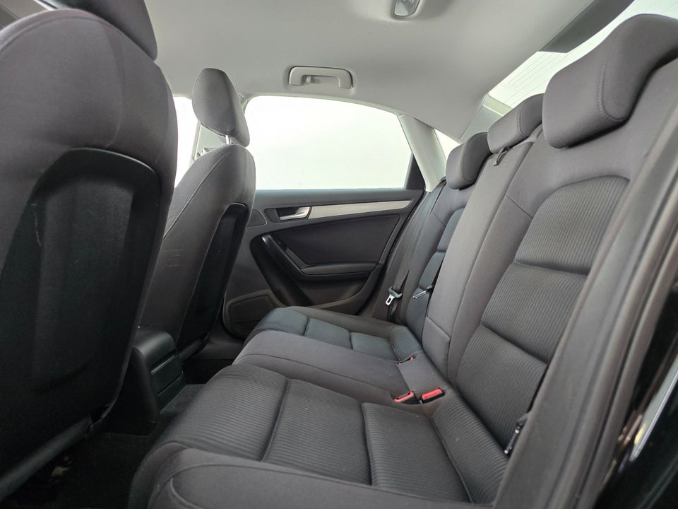 Audi A4 2,0 TDi 143 4d