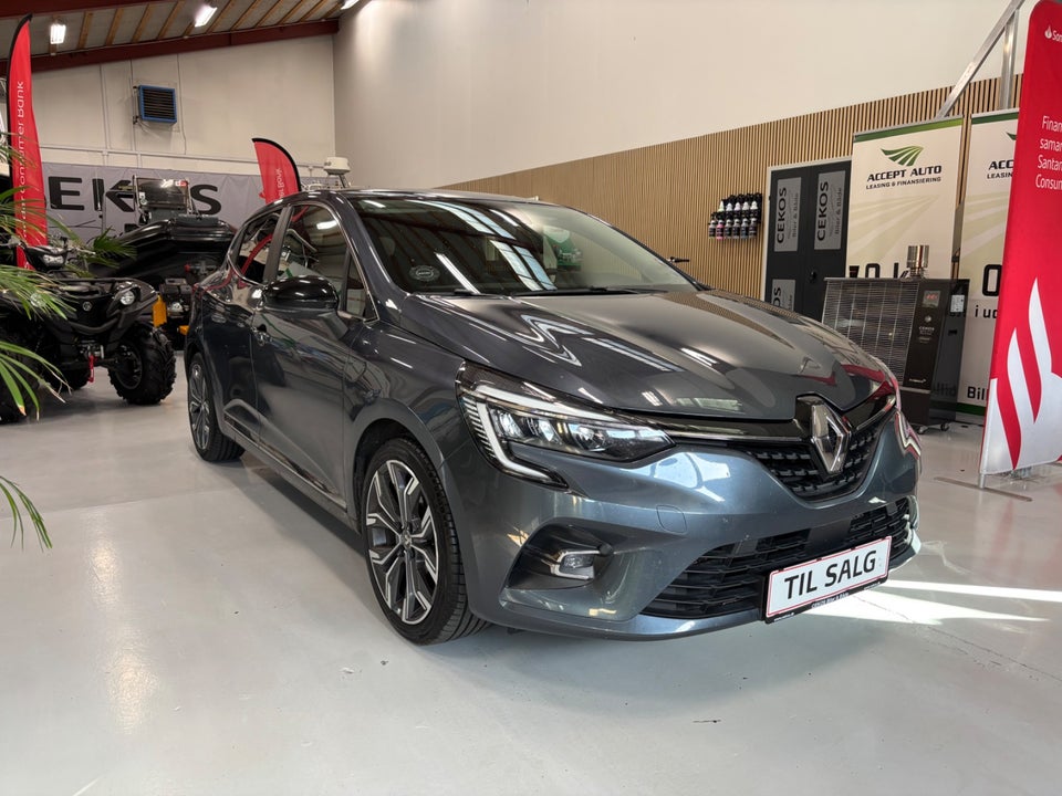 Renault Clio V 1,6 E-Tech Intens 5d