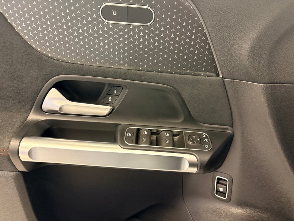 Mercedes EQB250+ 7prs 5d