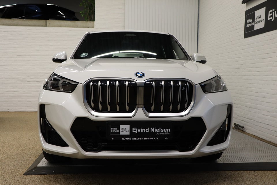BMW iX1 xDrive30 M-Sport Premium 5d