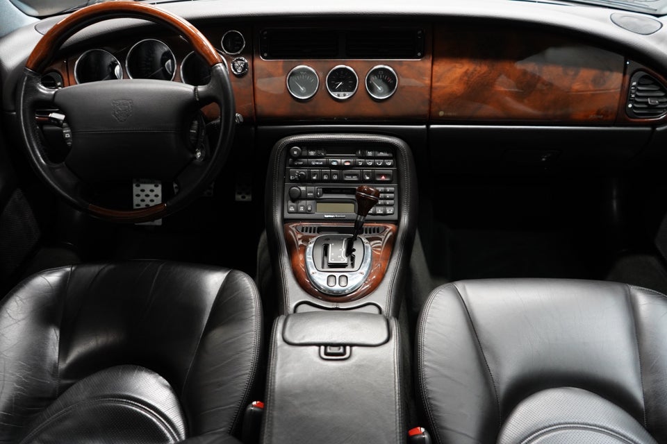 Jaguar XK 4,0 XK8 Coupé aut. 2d