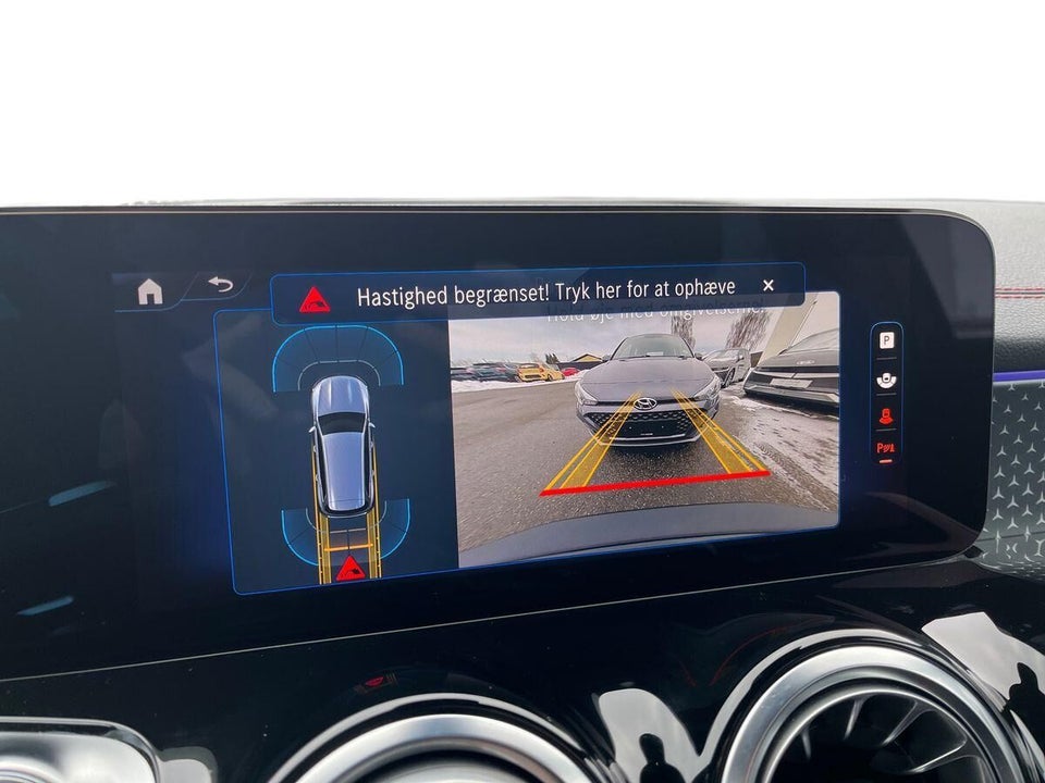 Mercedes EQB300 AMG Line 4Matic 5d