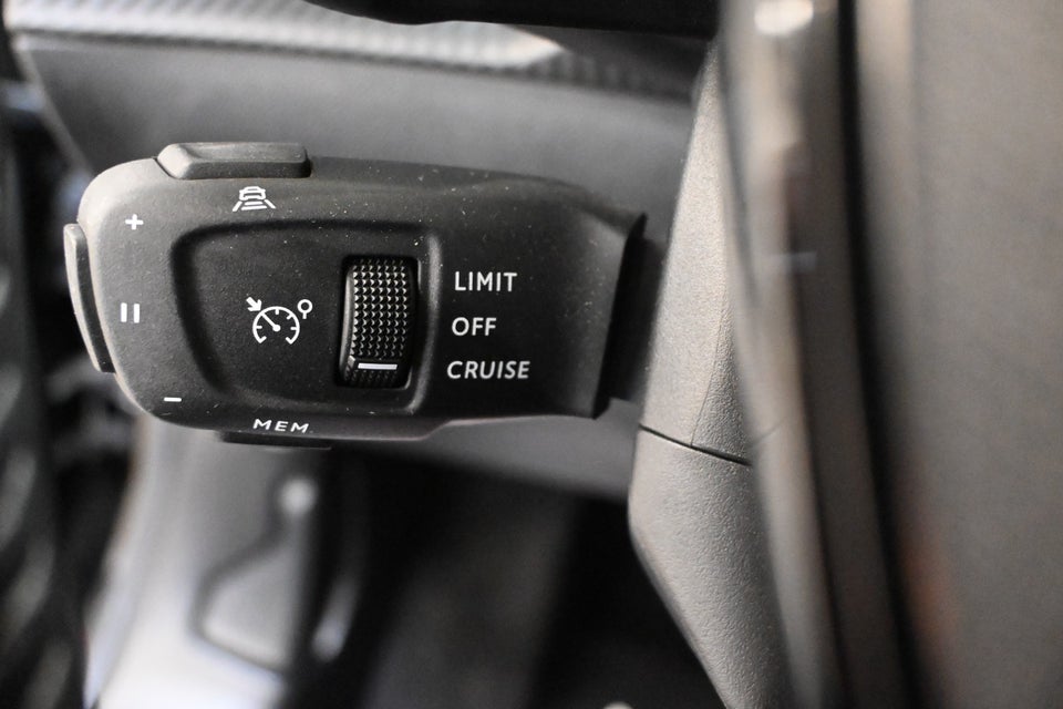 Peugeot 2008 1,2 PureTech 130 Vision Sport EAT8 5d