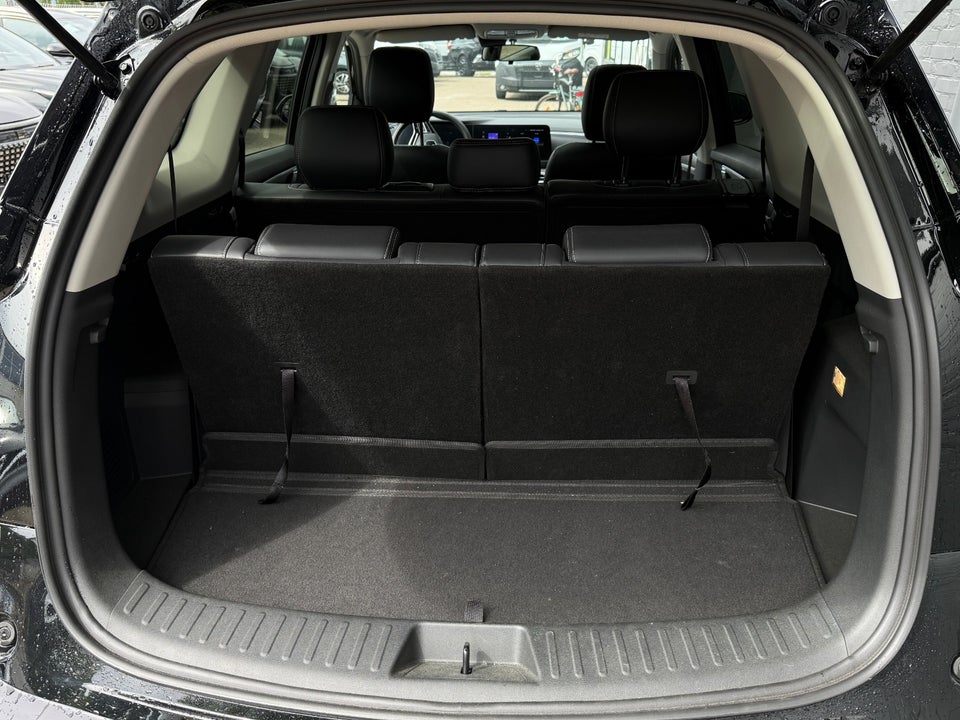 Navor E5 1,5 PHEV Rock 5d