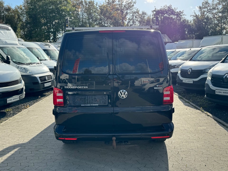 VW Transporter 2,0 TDi 180 Kassevogn DSG lang