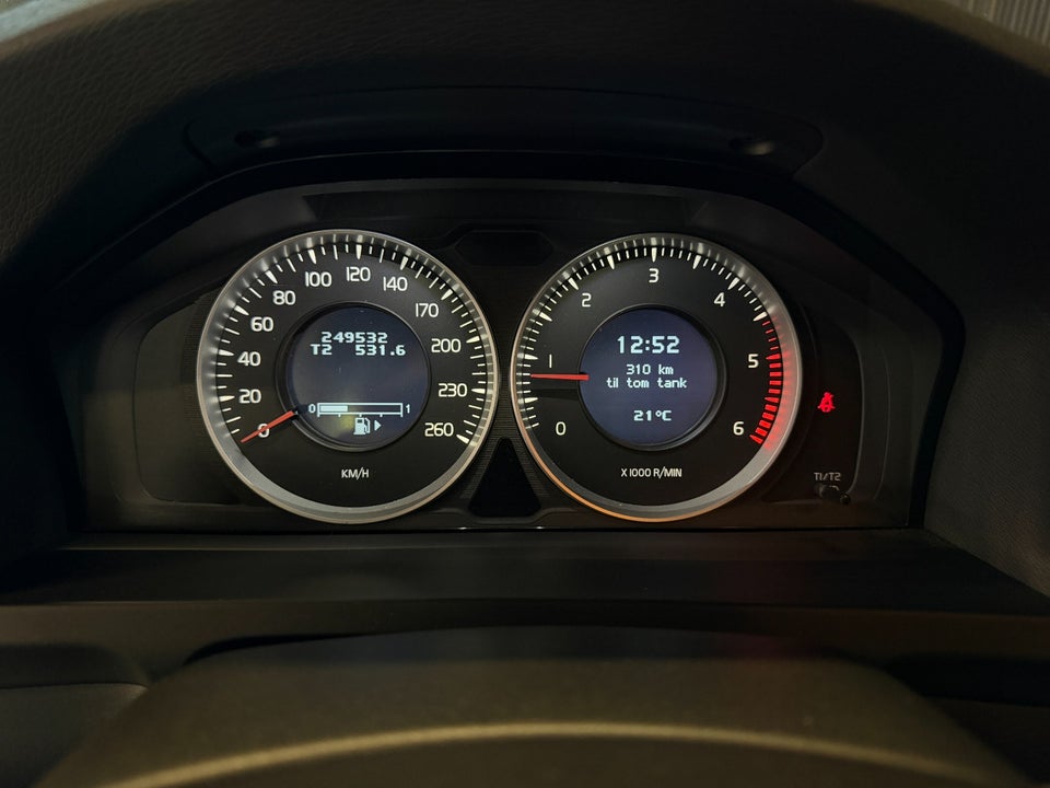 Volvo V60 2,0 D3 136 Momentum 5d
