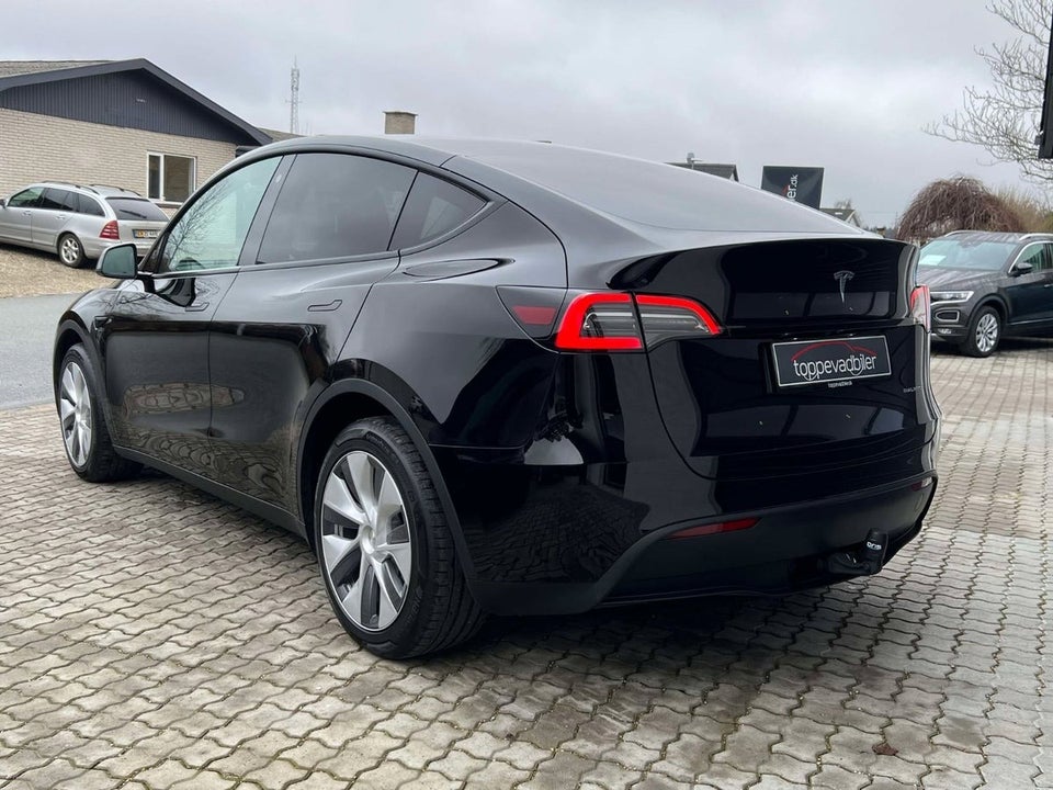 Tesla Model Y RWD 5d