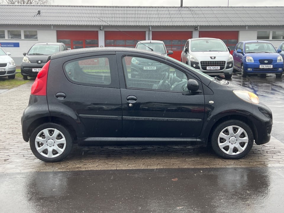 Peugeot 107 1,0 Active 5d