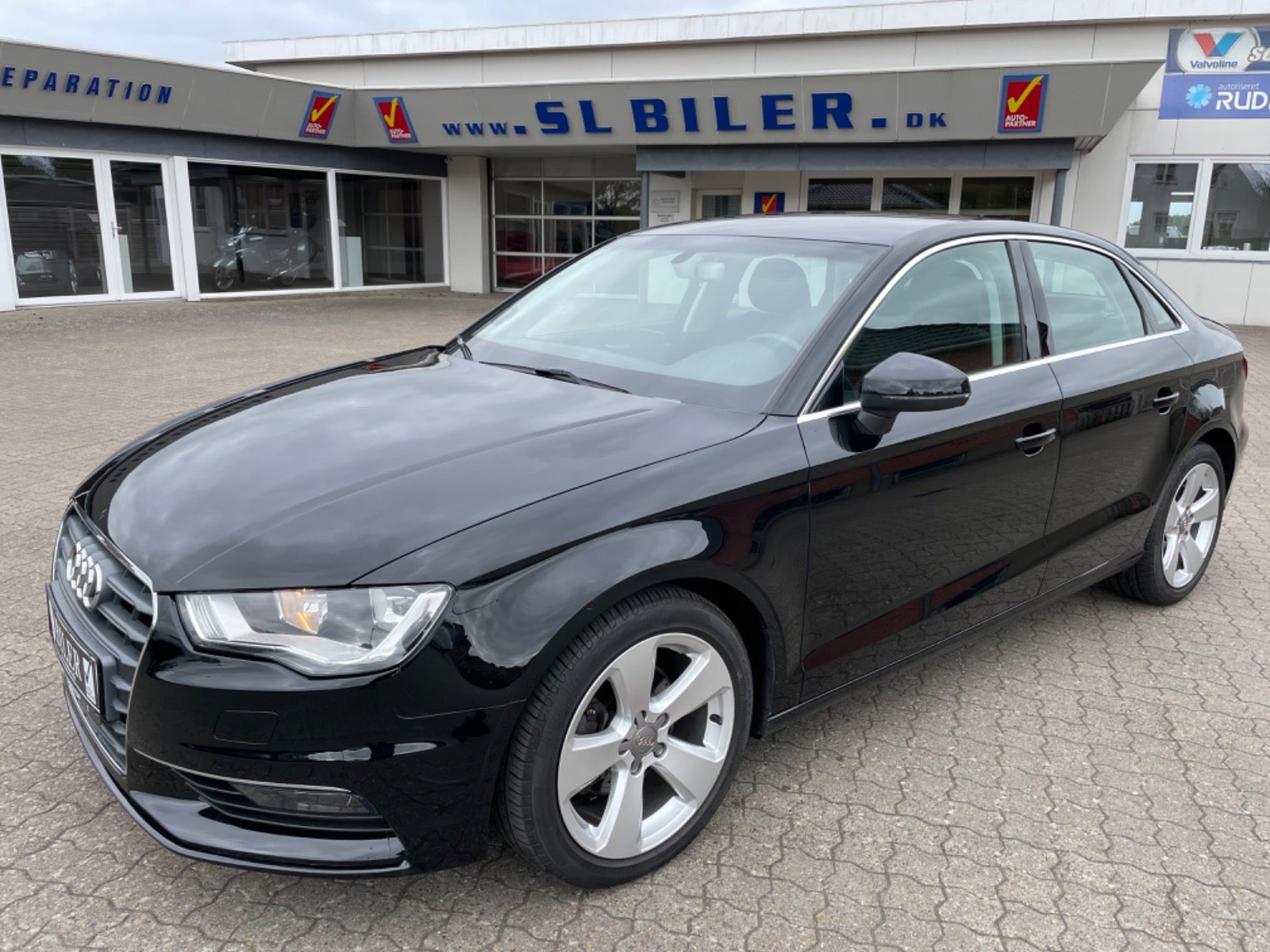 Audi A3 2,0 TDi 150 Ambition 4d