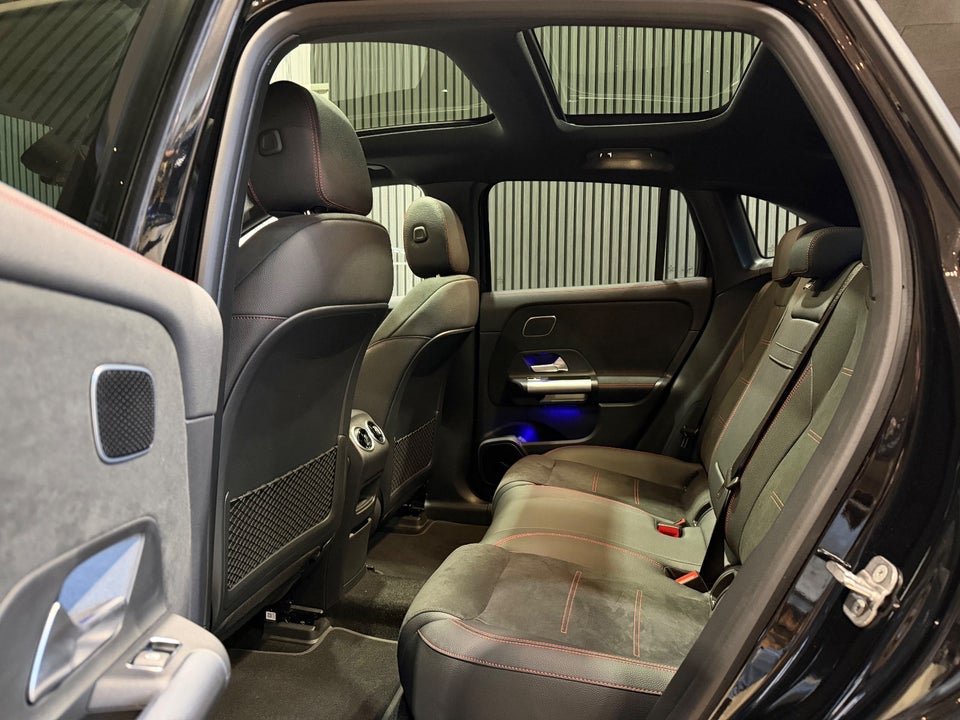 Mercedes EQA300 AMG Premium 4Matic 5d