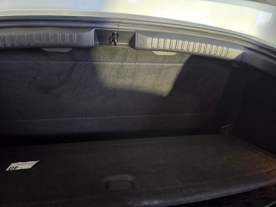 Toyota Yaris 1,5 Hybrid H3 e-CVT 5d