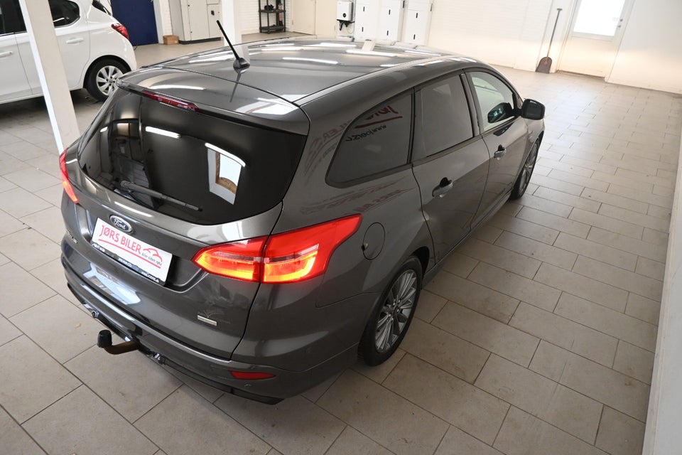 Ford Focus 1,0 SCTi 125 ST-Line stc. 5d