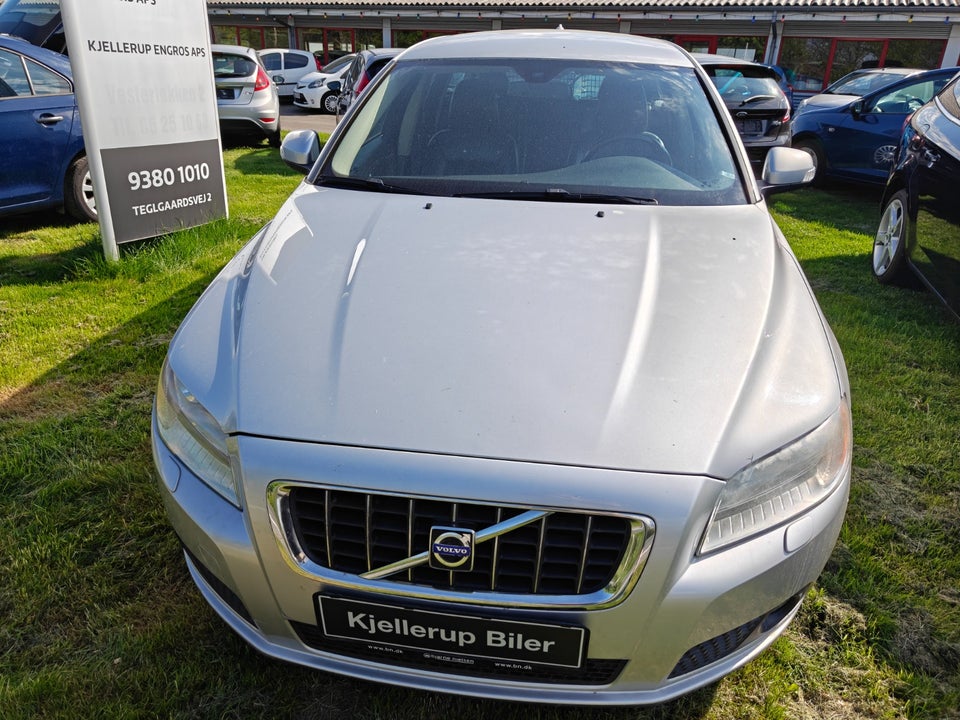 Volvo V70 2,0 Momentum 5d
