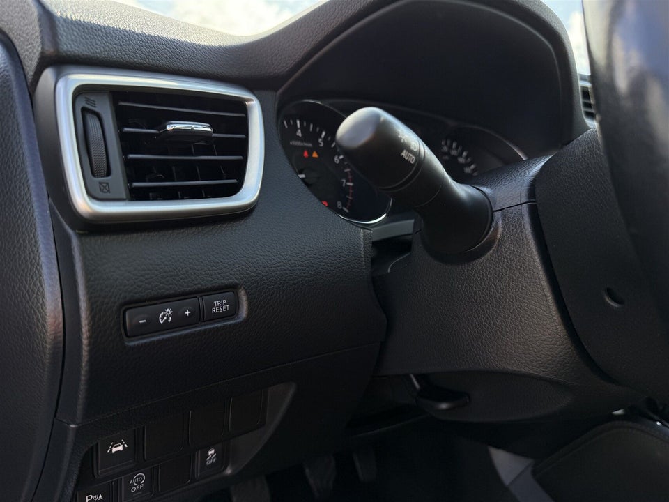 Nissan Qashqai 1,2 Dig-T 115 Tekna 5d