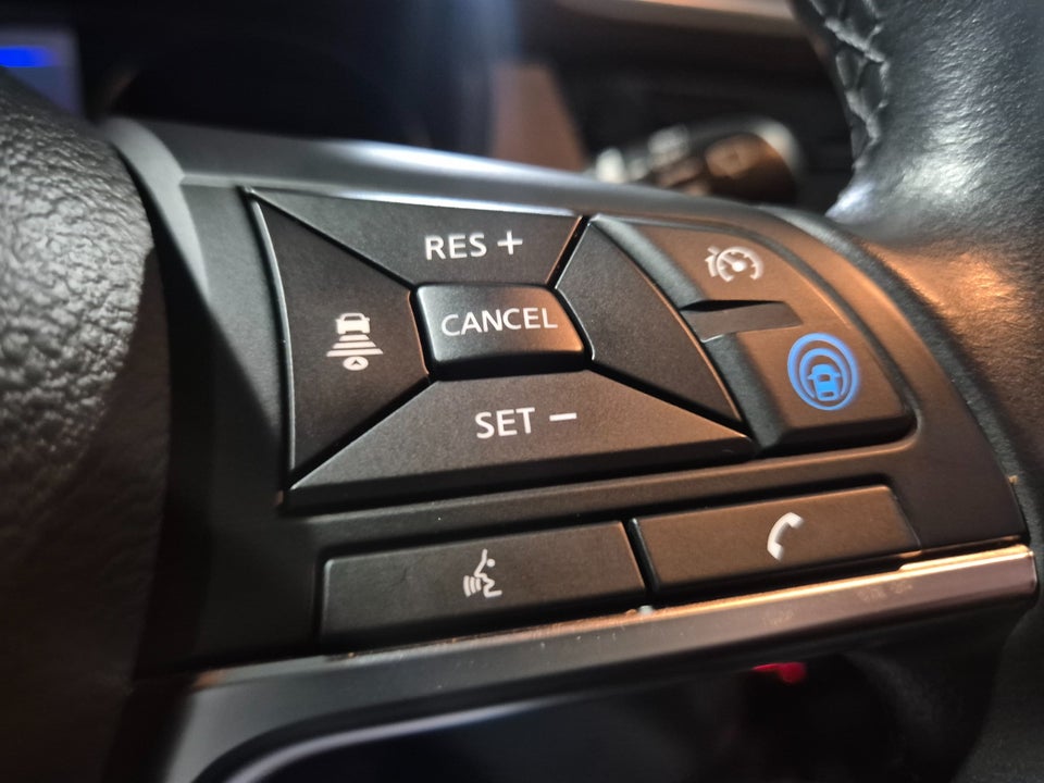 Nissan Qashqai 1,3 Dig-T 160 Tekna DCT 5d