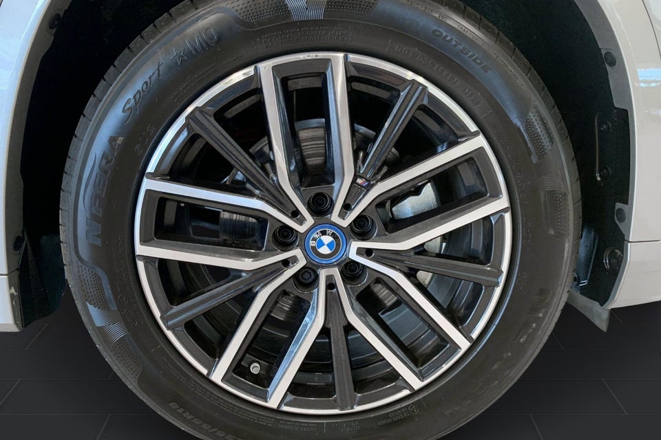 BMW iX1 eDrive20 M-Sport 5d