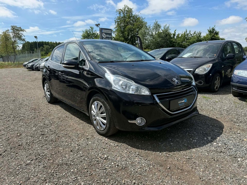 Peugeot 208 1,2 VTi Active 5d