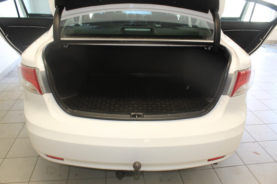 Toyota Avensis 1,6 VVT-i T2 4d