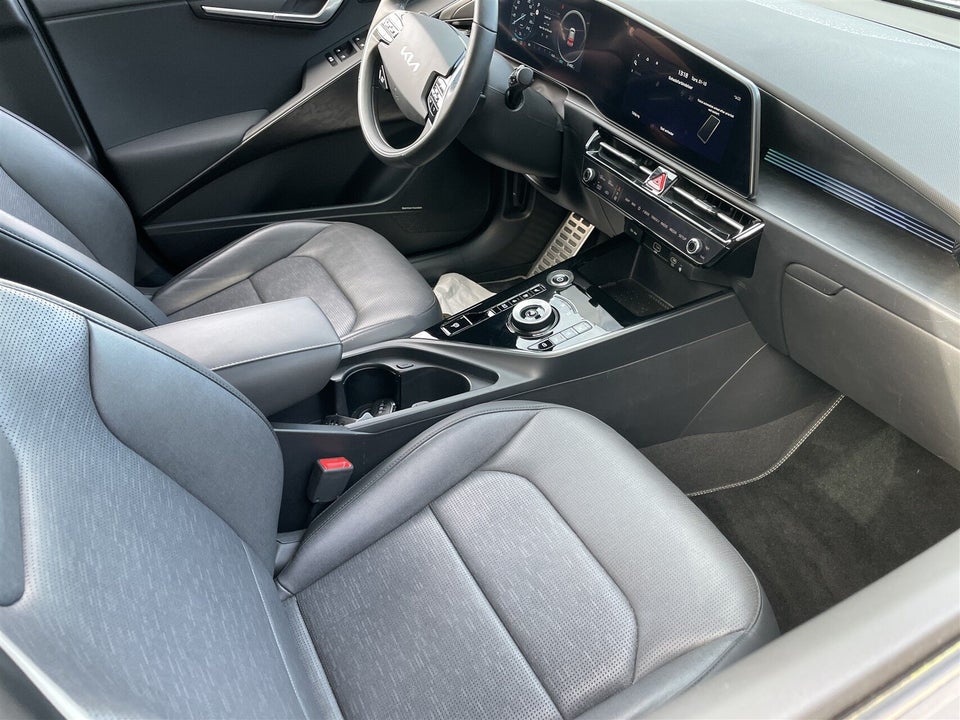 Kia Niro 64 EV Upgrade 5d