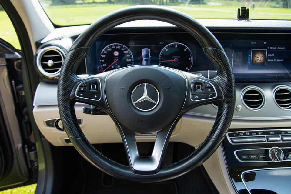 Mercedes E220 d 2,0 AMG Line stc. aut. 5d