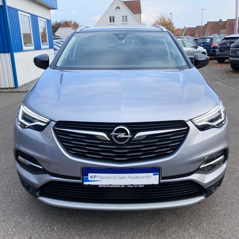 Opel Grandland X 1,6 Hybrid Cosmo Prestige aut. 5d