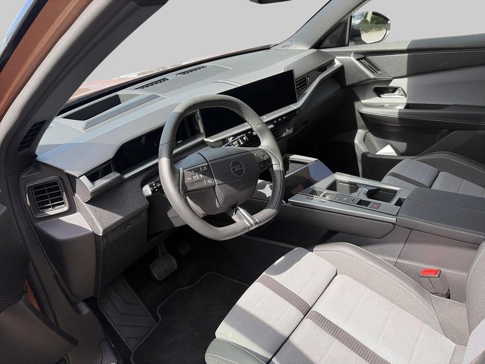 Opel Grandland-e 82 GS 5d