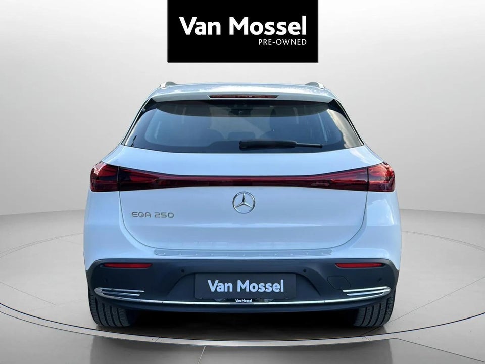 Mercedes EQA250 Progressive 5d
