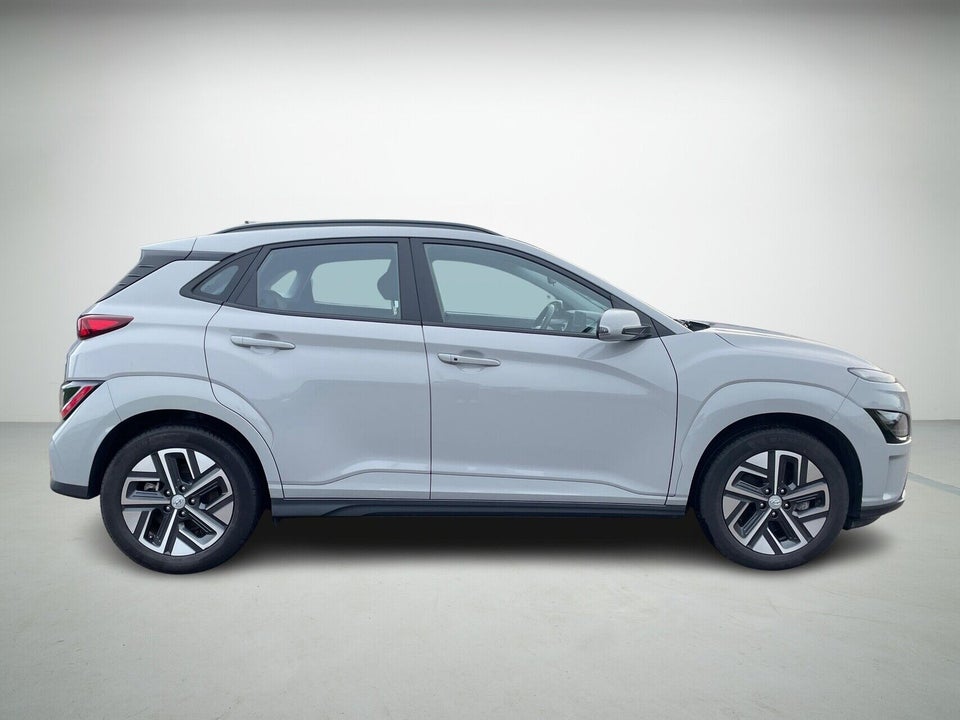 Hyundai Kona 39 EV Select 5d