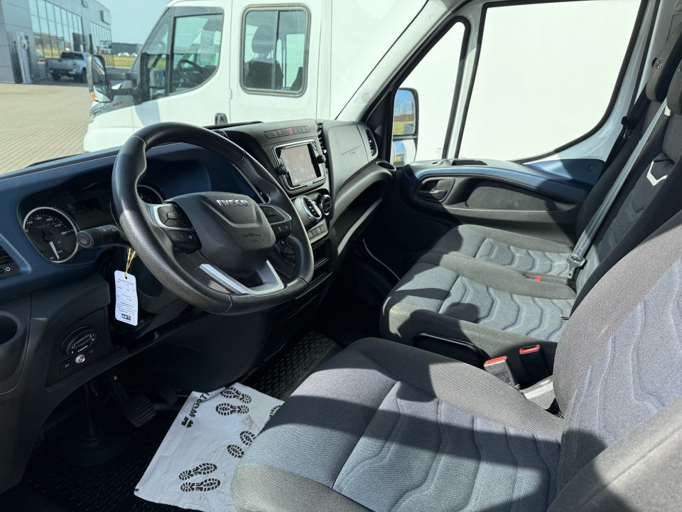 Iveco Daily 2,3 35C16 3750mm Lad AG8 2d