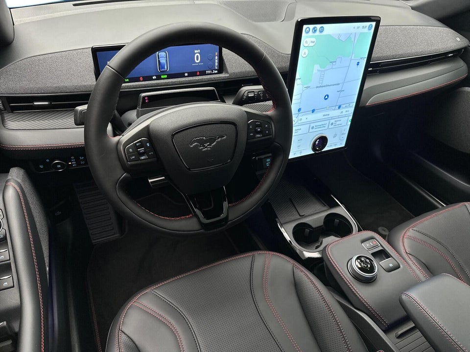 Ford Mustang Mach-E 98 Premium Extended Range AWD 5d