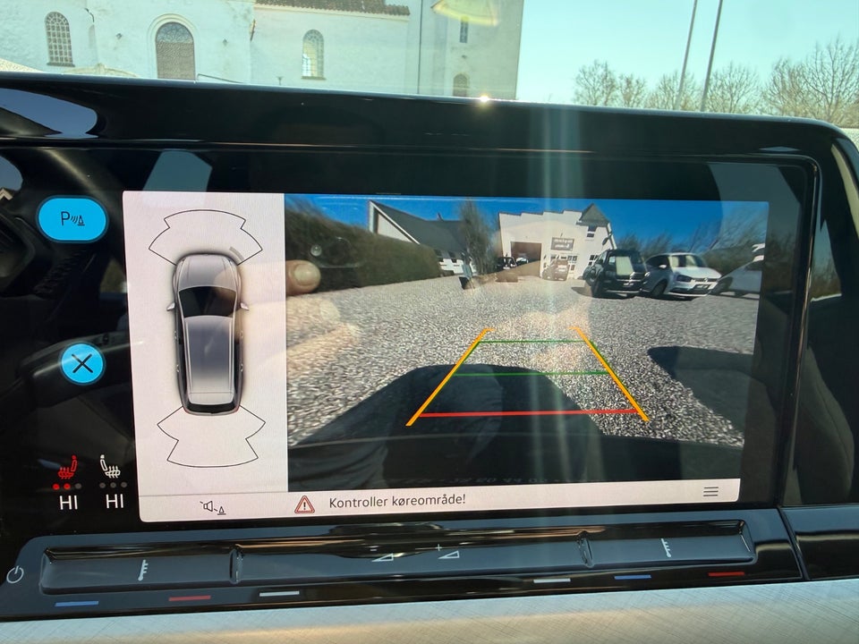 VW Golf VIII 1,5 eTSi 130 Life Variant DSG 5d