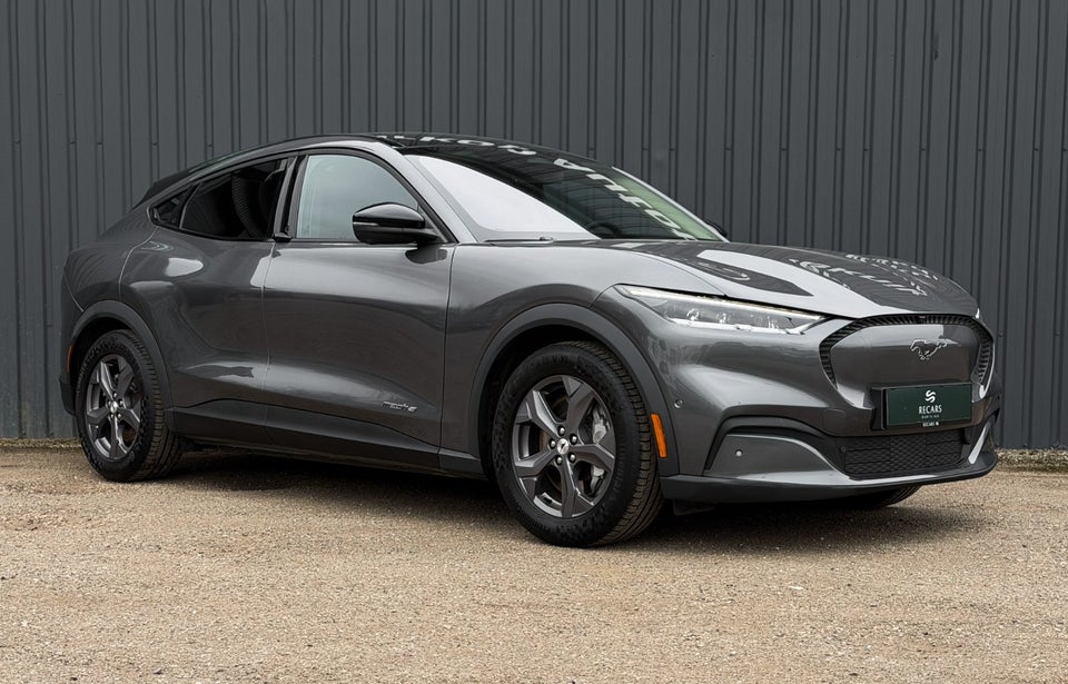 Ford Mustang Mach-E 70 Standard Range 5d