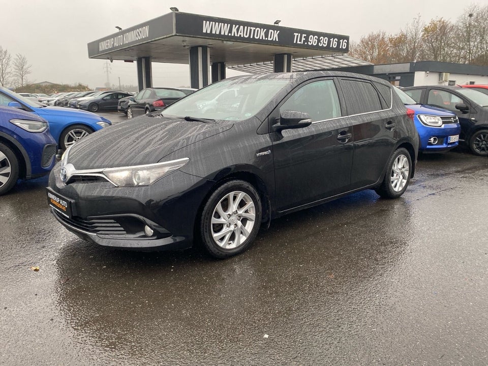Toyota Auris 1,8 Hybrid H2 Comfort CVT 5d