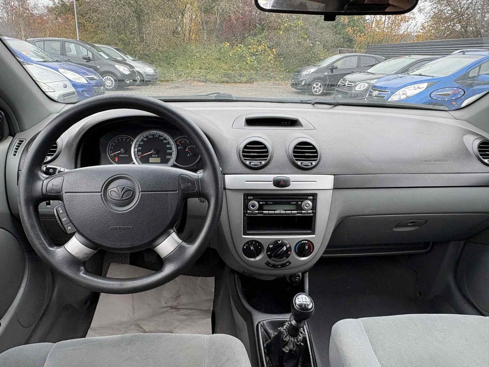 Daewoo Nubira 1,6 SX 4d