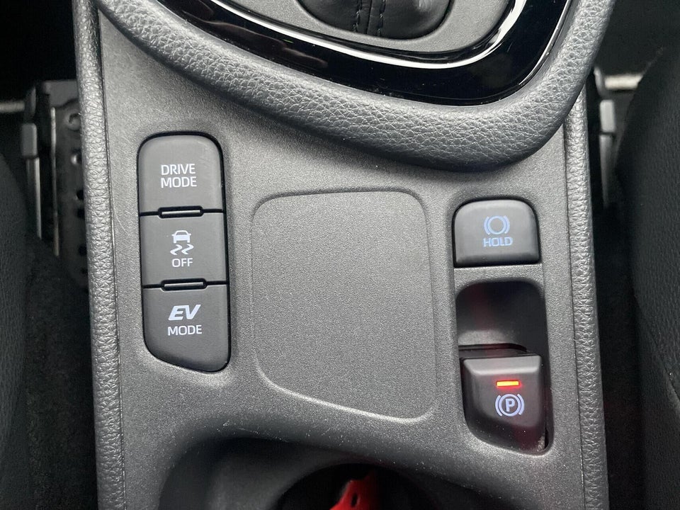 Toyota Yaris 1,5 Hybrid H3 Style e-CVT 5d