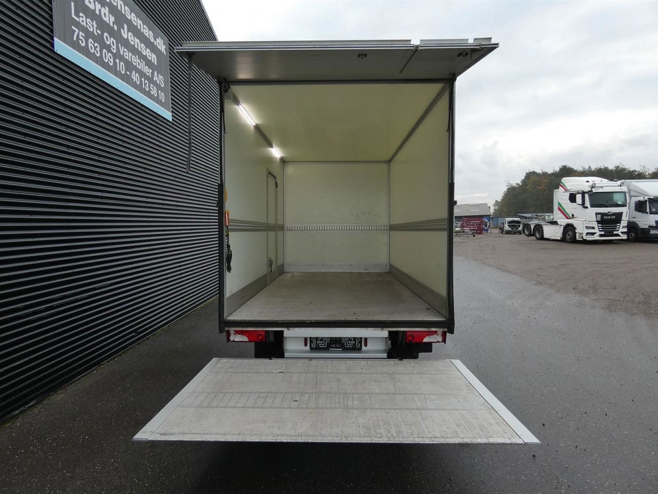 Mercedes Sprinter 317 2,0 CDi A3 Chassis aut. RWD 2d