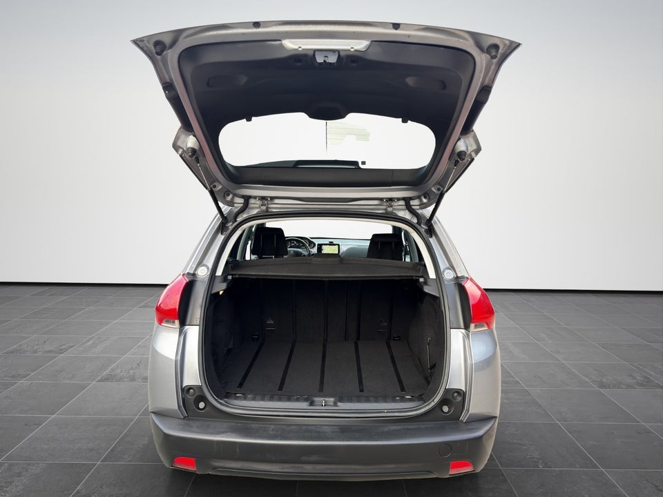 Peugeot 2008 1,2 VTi 82 Active 5d