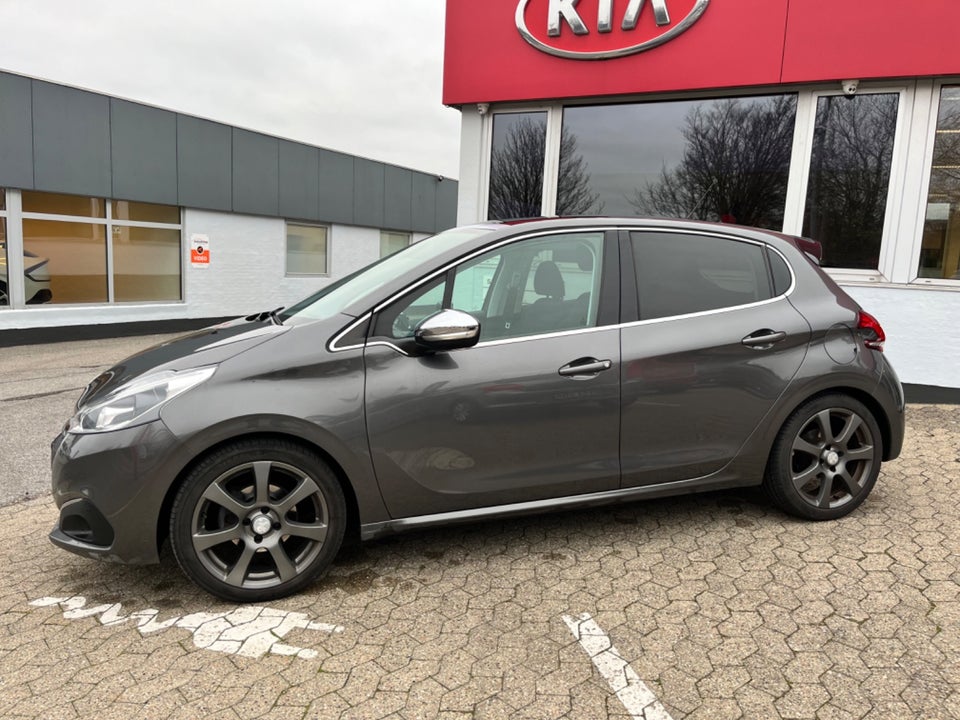 Peugeot 208 1,5 BlueHDi 100 Prestige Sky 5d