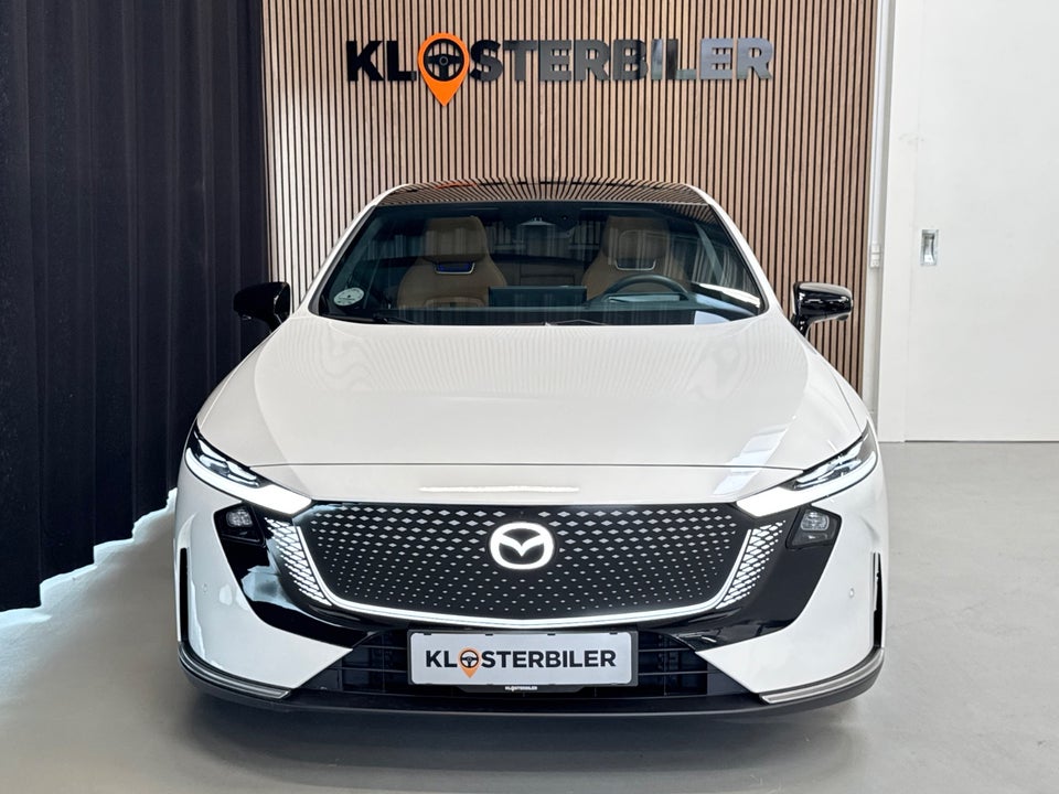 Mazda 6e Takumi Long Range 5d