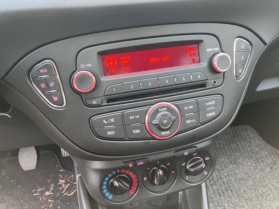 Opel Corsa 1,4 16V Enjoy 5d