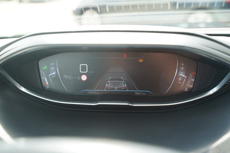 Peugeot 3008 1,5 BlueHDi 130 Allure 5d